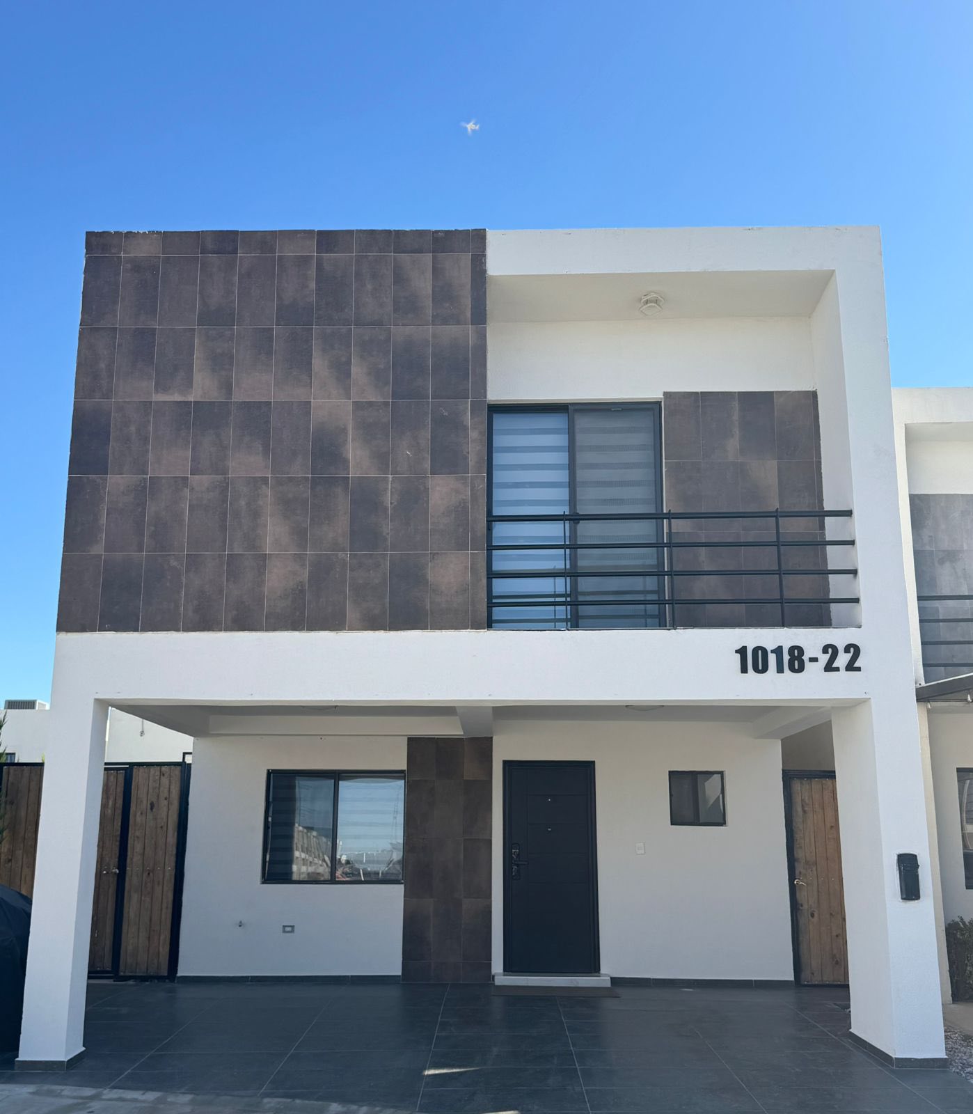 RESIDENCIAL CANTARES