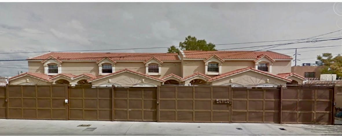 Conjunto de 5 amplias y Súper Bien ubicadas Casas