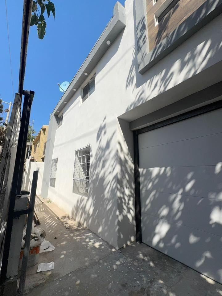 ¡CASA REMODELADA EN SAN PEDRO